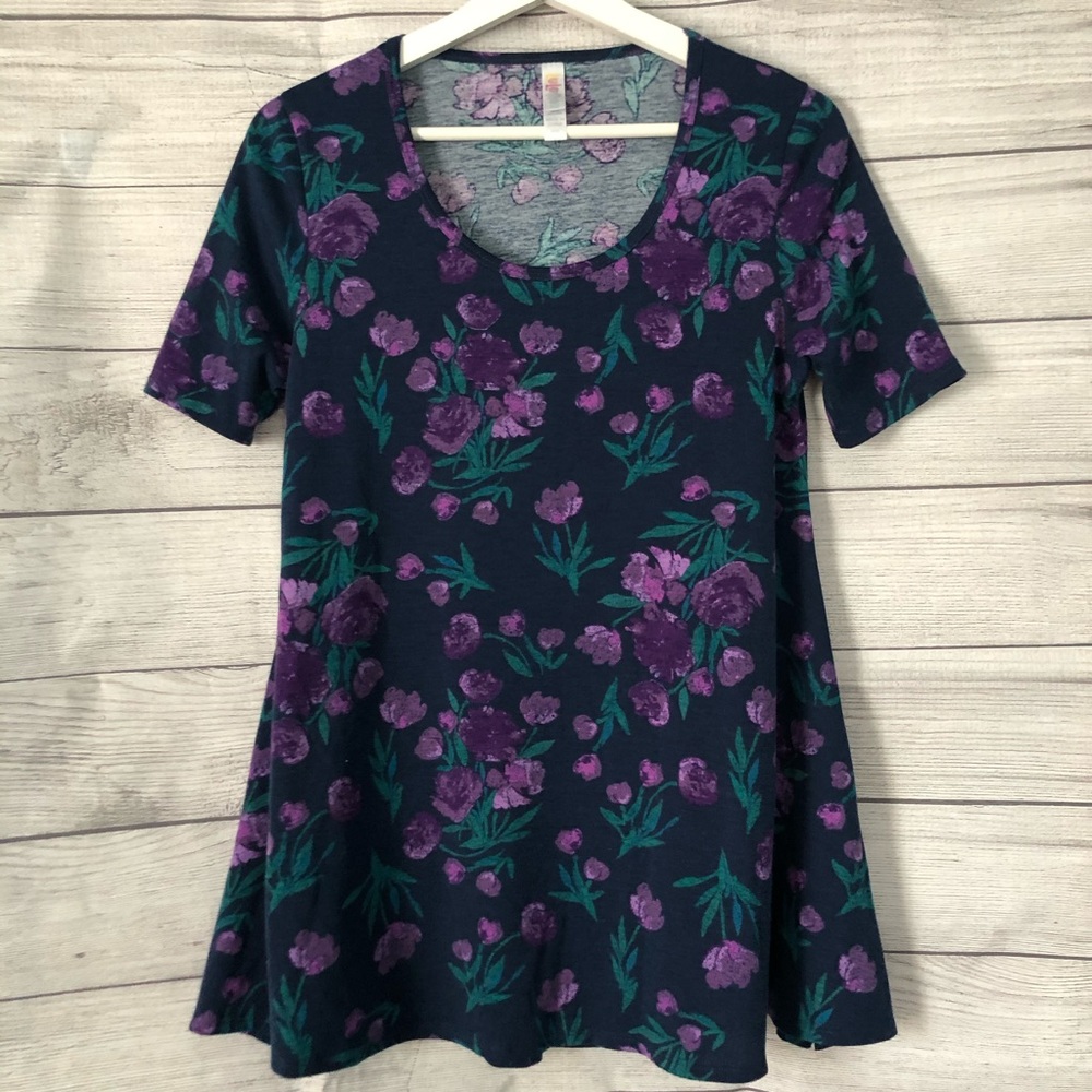 LuLaRoe Classic T